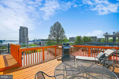 Exterior - 427 Grindall St #2, Baltimore, MD 21230 photo 4 of 14