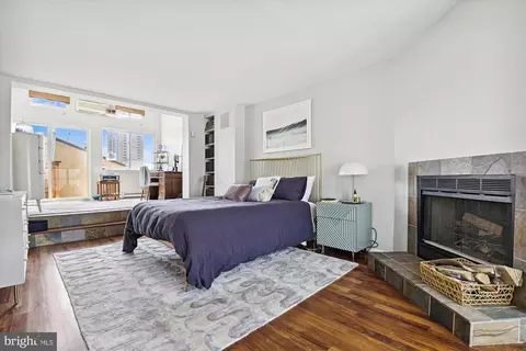 Bedroom - 427 Grindall St #2, Baltimore, MD 21230 photo 6 of 7