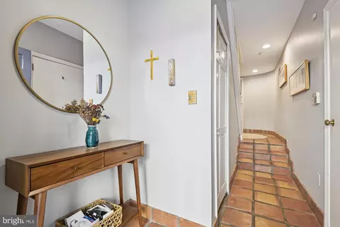 Entry Way - 427 Grindall St #2, Baltimore, MD 21230 photo 3 of 8