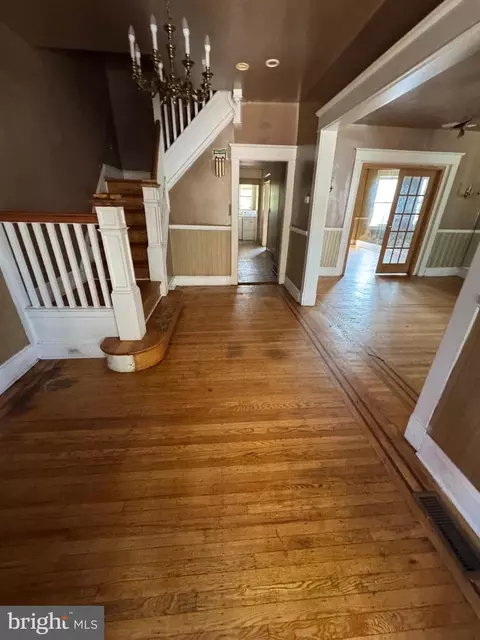 Entry Way - 3003 Lyttleton Rd, Baltimore, MD 21216 photo 1 of 4