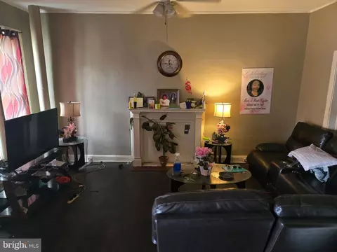 2811 Violet Ave, Baltimore, MD 21215 photo 3