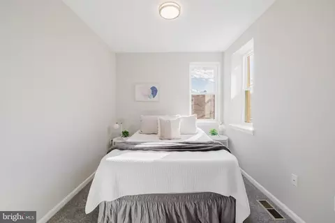 Bedroom - 729 E Preston St, Baltimore, MD 21202 photo 3 of 3
