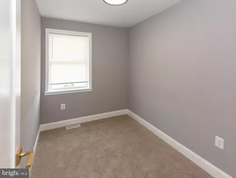 Bedroom - 4843 Greencrest Rd, Baltimore, MD 21206 photo 1 of 2