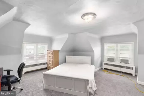 Bedroom - 4614 White Ave, Baltimore, MD 21206 photo 2 of 3