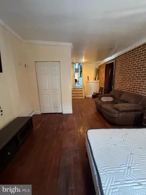 Entry Way - 200 S Parrish St, Baltimore, MD 21223 photo 1 of 6
