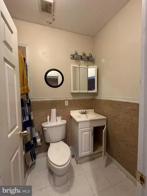 Bath - 200 S Parrish St, Baltimore, MD 21223 photo 1 of 3