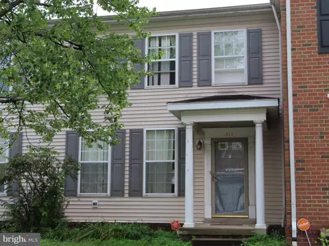 Exterior - 811 George St, Baltimore, MD 21201 photo 4 of 4