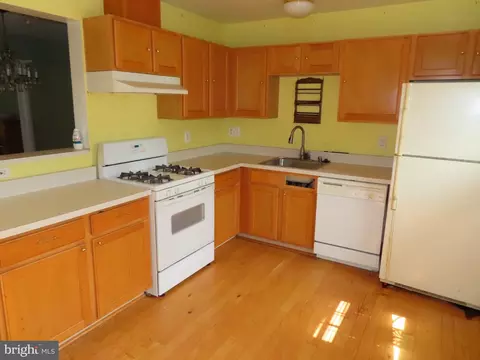 Kitchen - 811 George St, Baltimore, MD 21201 photo 2 of 2