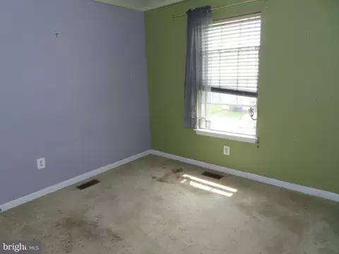Bedroom - 811 George St, Baltimore, MD 21201 photo 2 of 4