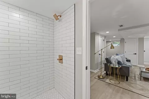 Entry Way - 5309 Ready Ave, Baltimore, MD 21212 photo 3 of 3