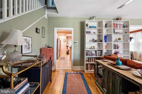 Entry Way - 2909 Berwick Ave, Baltimore, MD 21234 photo 1 of 5