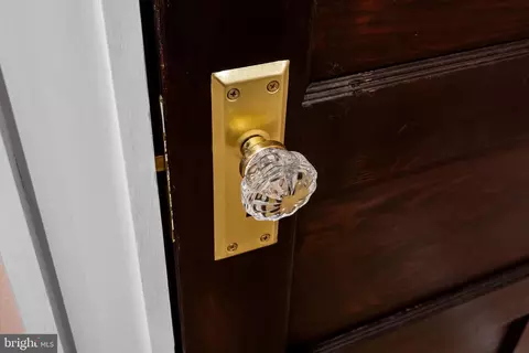 Entry Way - 2909 Berwick Ave, Baltimore, MD 21234 photo 5 of 5
