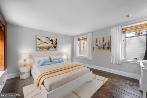 Bedroom - 1614 Lancaster St, Baltimore, MD 21231 photo 2 of 3
