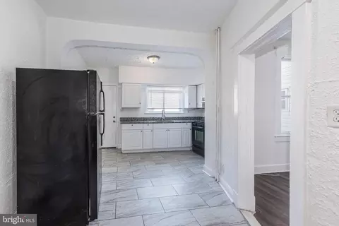 Entry Way - 3114 Mareco Ave, Baltimore, MD 21213 photo 2 of 6