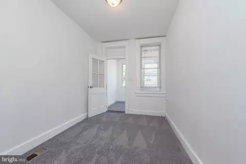 Entry Way - 3114 Mareco Ave, Baltimore, MD 21213 photo 5 of 6