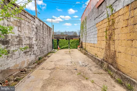 Exterior - 1122 Sargeant St, Baltimore, MD 21223 photo 5 of 7