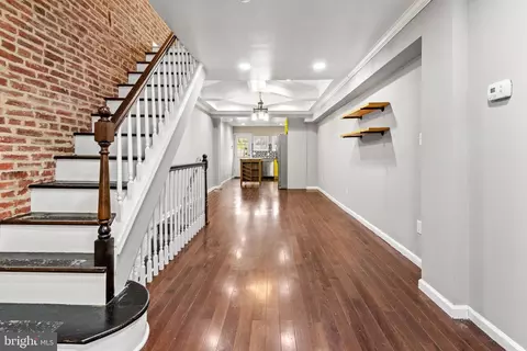 Entry Way - 1122 Sargeant St, Baltimore, MD 21223 photo 2 of 6