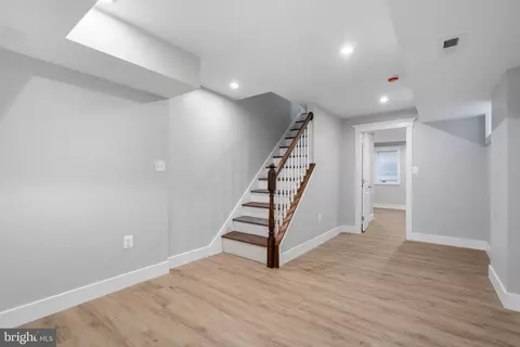 Entry Way - 2718 E Fairmount Ave, Baltimore, MD 21224 photo 6 of 10
