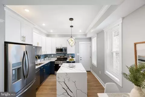 Entry Way - 2718 E Fairmount Ave, Baltimore, MD 21224 photo 10 of 10
