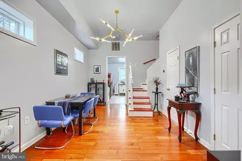 Entry Way - 300 E 27th St, Baltimore, MD 21218 photo 1 of 5