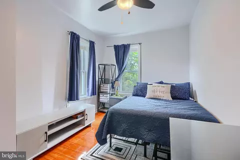 Bedroom - 300 E 27th St, Baltimore, MD 21218 photo 5 of 7