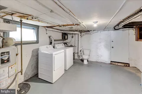 Other - 818 S Dean St, Baltimore, MD 21224 photo 5 of 8