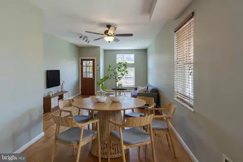 Dining - 818 S Dean St, Baltimore, MD 21224 photo 1 of 1