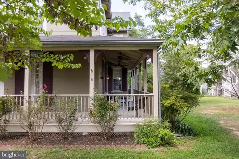 616 Chestnut Hill Ave, Baltimore, MD 21218