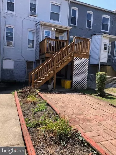 Exterior - 3028 Windsor Ave, Baltimore, MD 21216 photo 3 of 5