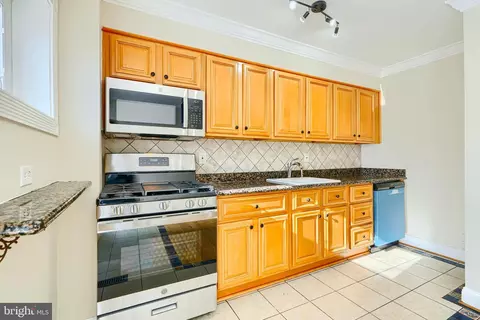 Kitchen - 334 Kane St, Baltimore, MD 21224 photo 1 of 1