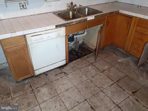 2714 Riggs Ave, Baltimore, MD 21216 photo 29