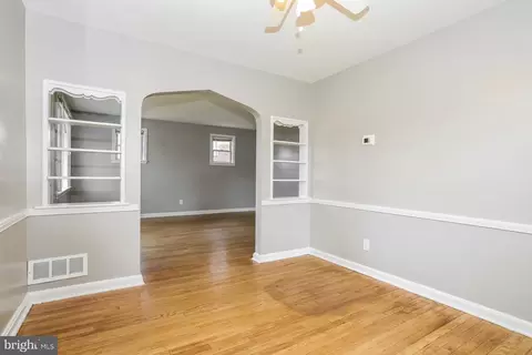 Living - 6207 Eastern Pkwy, Baltimore, MD 21206 photo 2 of 3