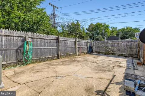 2430 Harriet Ave, Baltimore, MD 21230 photo 24