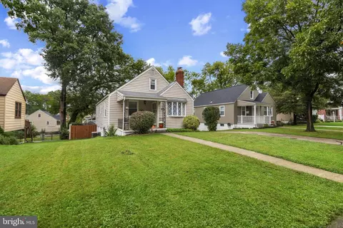 Exterior - 6402 Moyer Ave, Baltimore, MD 21206 photo 2 of 7