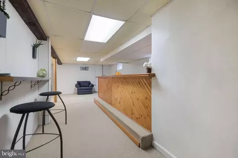 Entry Way - 6402 Moyer Ave, Baltimore, MD 21206 photo 9 of 10