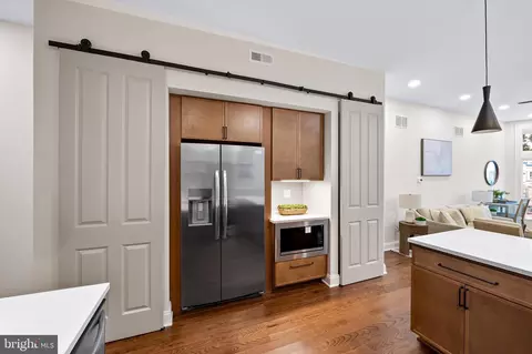 Other - 450 E 22nd St, Baltimore, MD 21217 photo 7 of 20