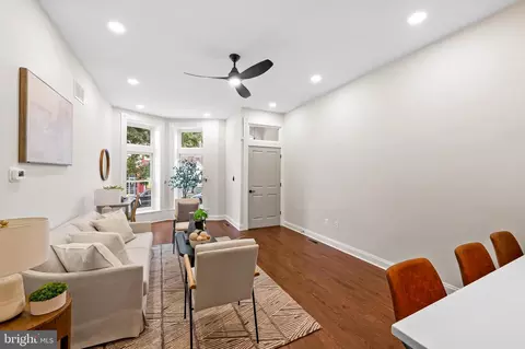 Living - 450 E 22nd St, Baltimore, MD 21217 photo 2 of 2