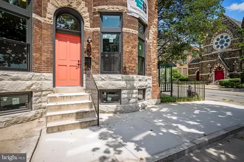Exterior - 450 E 22nd St, Baltimore, MD 21217 photo 9 of 11