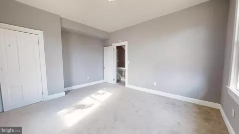 Entry Way - 712 Cator Ave, Baltimore, MD 21218 photo 7 of 12