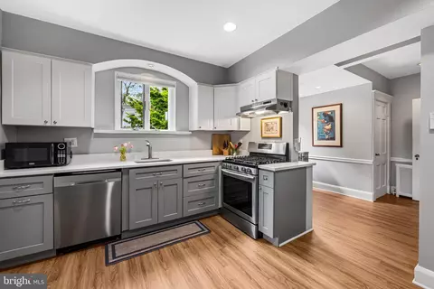 Kitchen - 305 Tunbridge Rd, Baltimore, MD 21212 photo 2 of 3