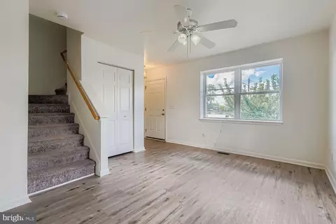 843 E Jeffrey St, Baltimore, MD 21225 photo 3