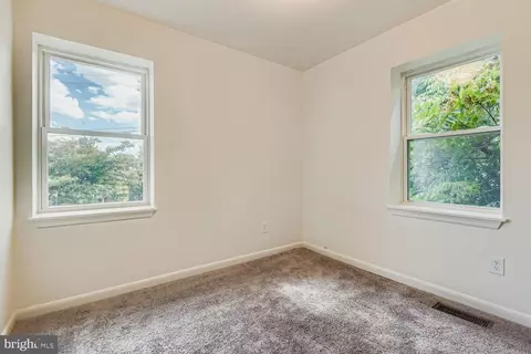 843 E Jeffrey St, Baltimore, MD 21225 photo 8