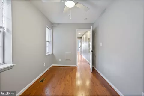 Entry Way - 764 Ramsay St, Baltimore, MD 21230 photo 5 of 7