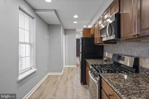 Entry Way - 764 Ramsay St, Baltimore, MD 21230 photo 4 of 7