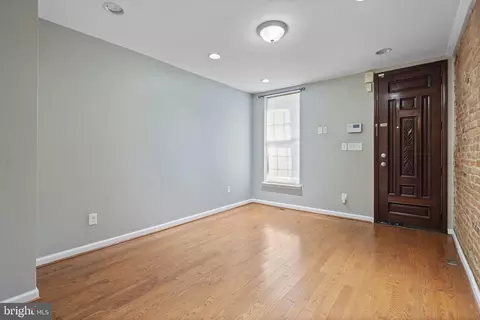 Living - 764 Ramsay St, Baltimore, MD 21230 photo 5 of 6