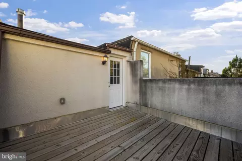 Exterior - 738 Mchenry St, Baltimore, MD 21230 photo 3 of 9