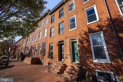 738 Mchenry St, Baltimore, MD 21230
