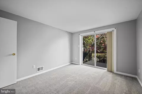 Bedroom - 738 Mchenry St, Baltimore, MD 21230 photo 2 of 5