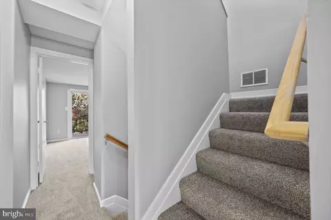 Entry Way - 738 Mchenry St, Baltimore, MD 21230 photo 2 of 6