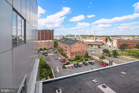 2702 Lighthouse Pt E #631, Baltimore, MD 21224 photo 26